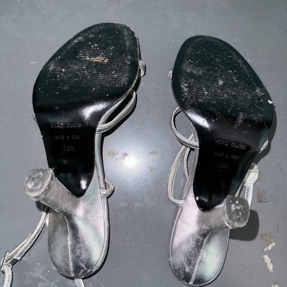 (SOLD) Dolce and Gabanna  butterfly heels (vintage-as seen on Mariah Carey) - Picture 6 of 10